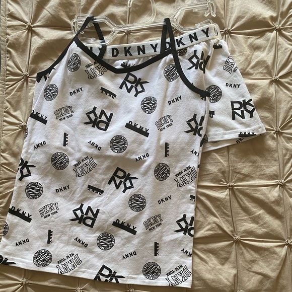 Sold:Sale 🎈DKNY NWTs Youth Intimates set - Picture 4 of 8